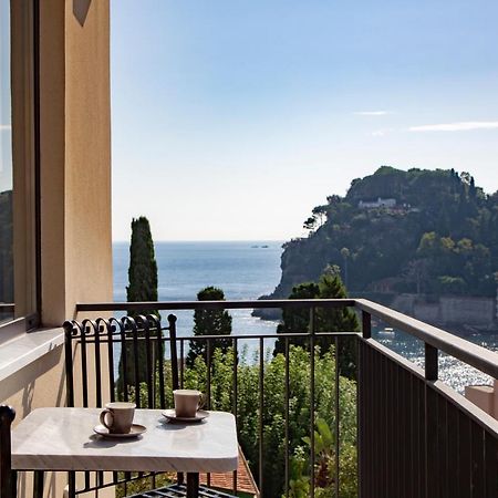 Fenetre Sur Le Blue Apartment Таормина Екстериор снимка